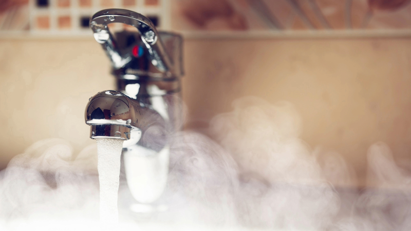 tap-hot-water-steam tap turned on with hot water and steam